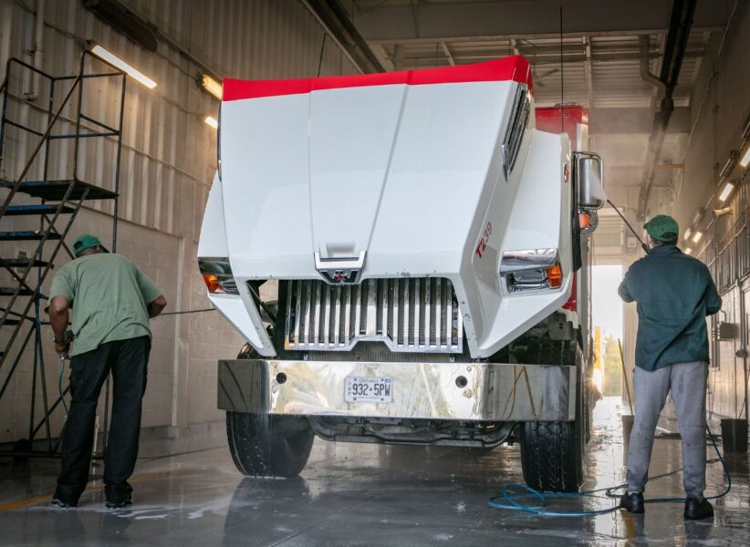 Truck wash (2)